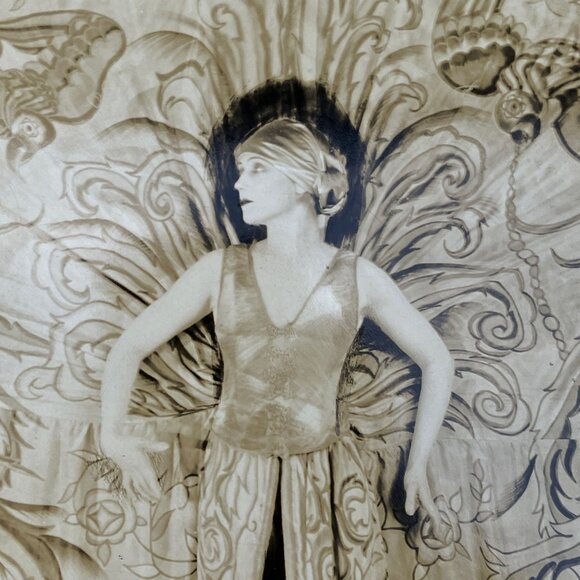 Vintage Art Nouveau Female Performer 8 x 10 Photograph by Nicholas Ház - Picture 4 of 16